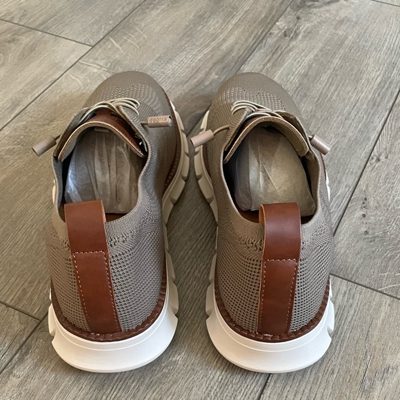 Men’s casual shoe - Picture 5 of 7